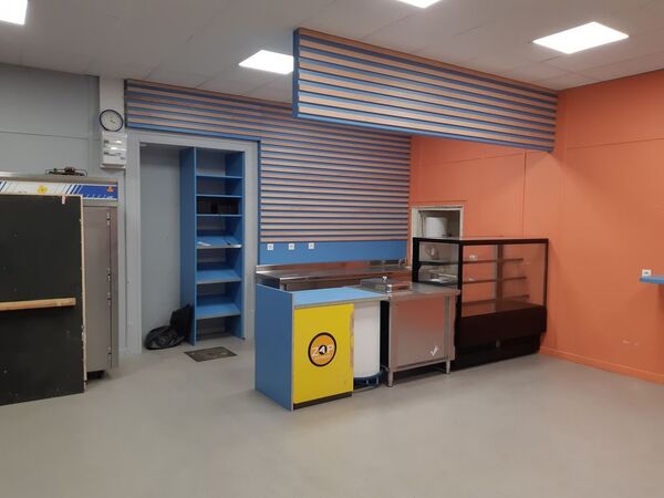 Habillage mural restaurant scolaire